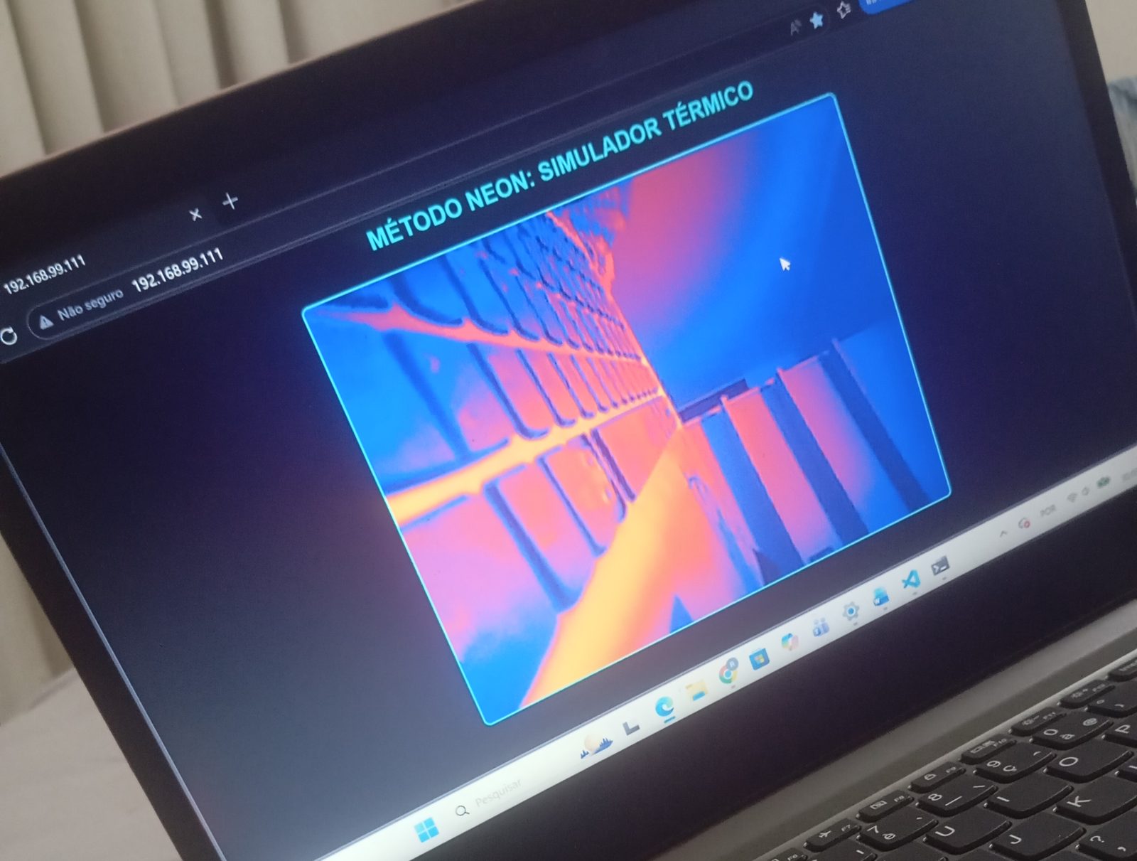 Notebook mostrando o simulador térmico do Método Neon com um mapa de calor